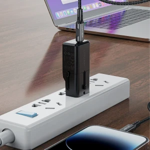 شارژر دیواری و مبدل برق ایس فست مدل  Z7 توان 30 وات